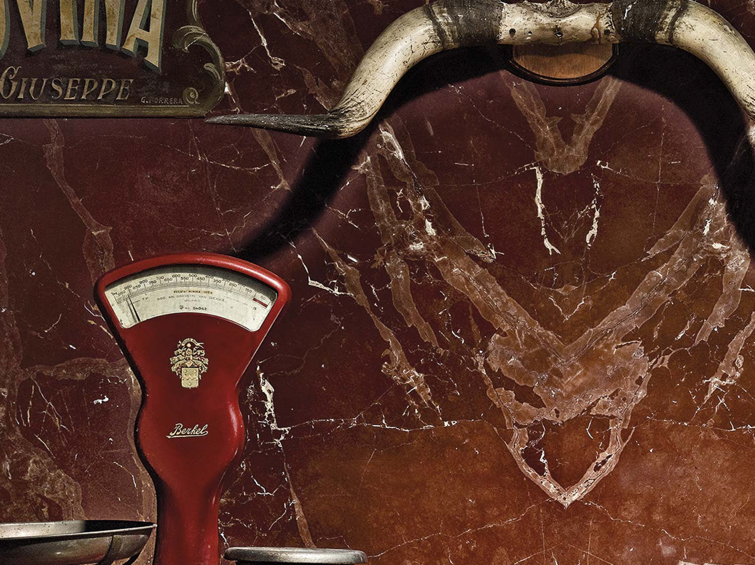 ROSSO COLLEMANDINA Marble Polished Slab