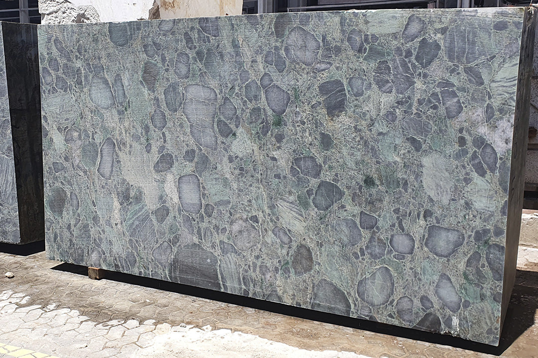 EMERALD GREEN Quartzite Polished Slab