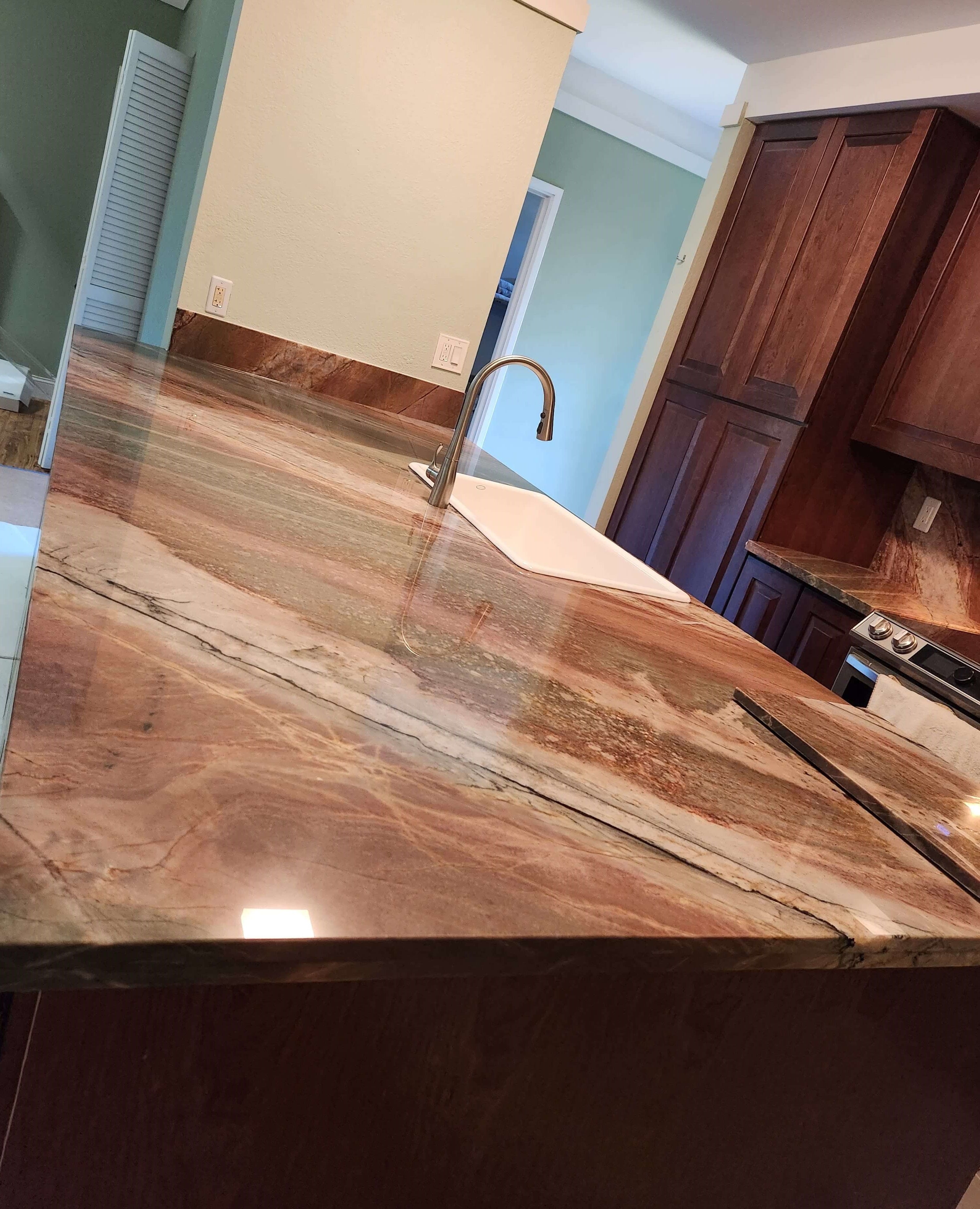 Volupia Maestro Quartzite Slab Hawaii Stone Imports