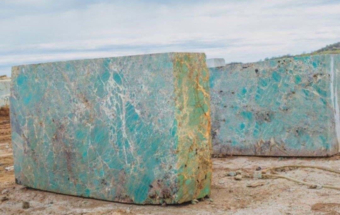 slab-semi-precious-amazonite-stone-0041-hawaii-stone-imports