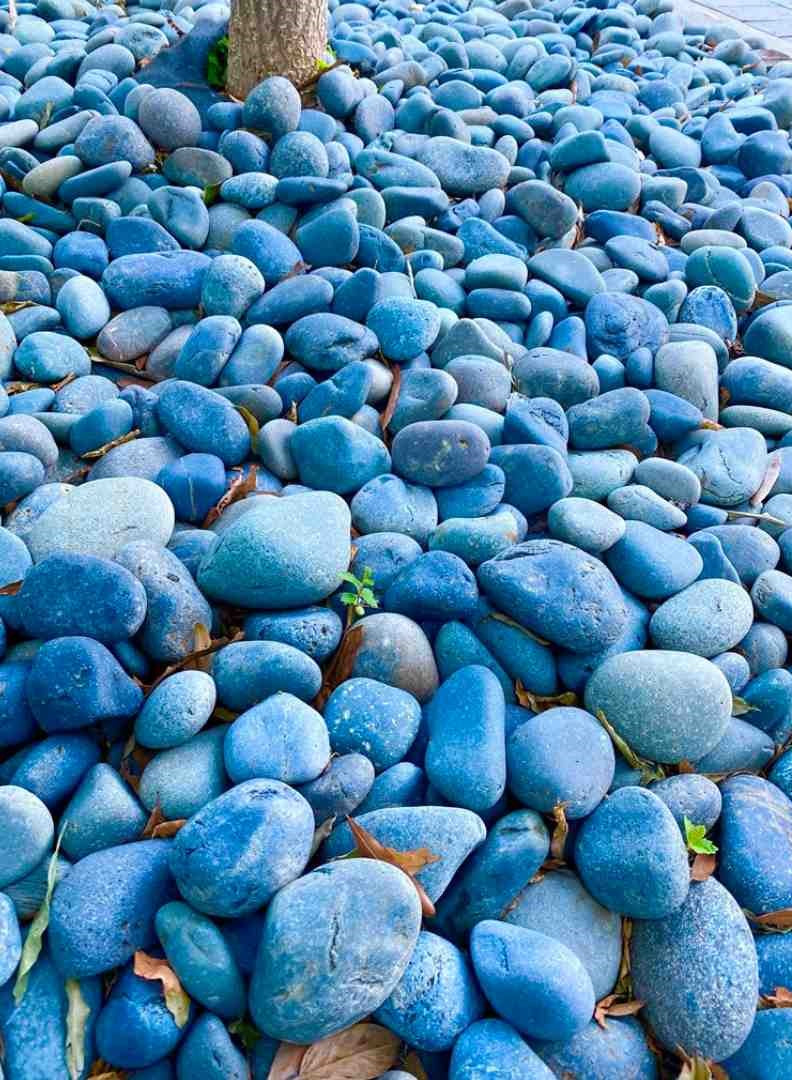 Medan Charcoal Garden Pebble Hawaii Stone Imports