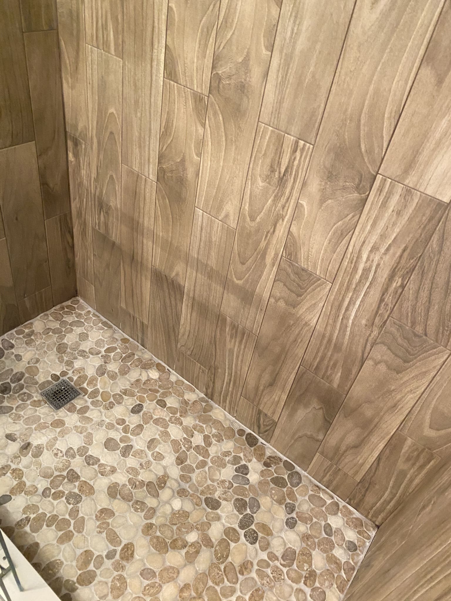 tile-marble-tan-cobbles-0047-hawaii-stone-imports