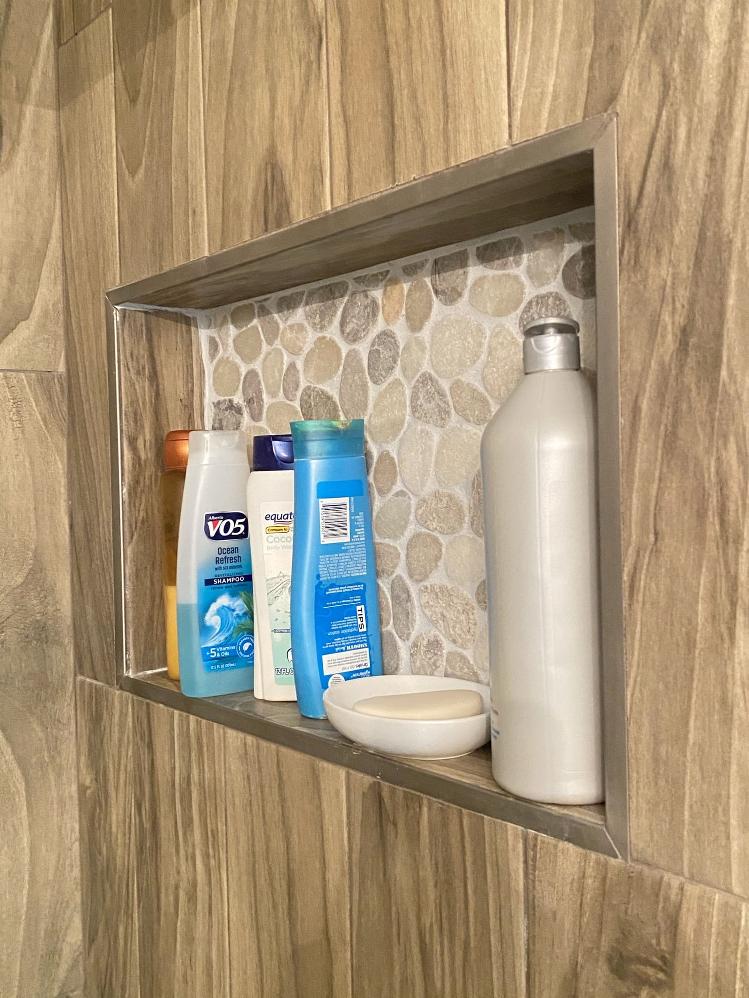 tile-marble-tan-cobbles-0047-hawaii-stone-imports