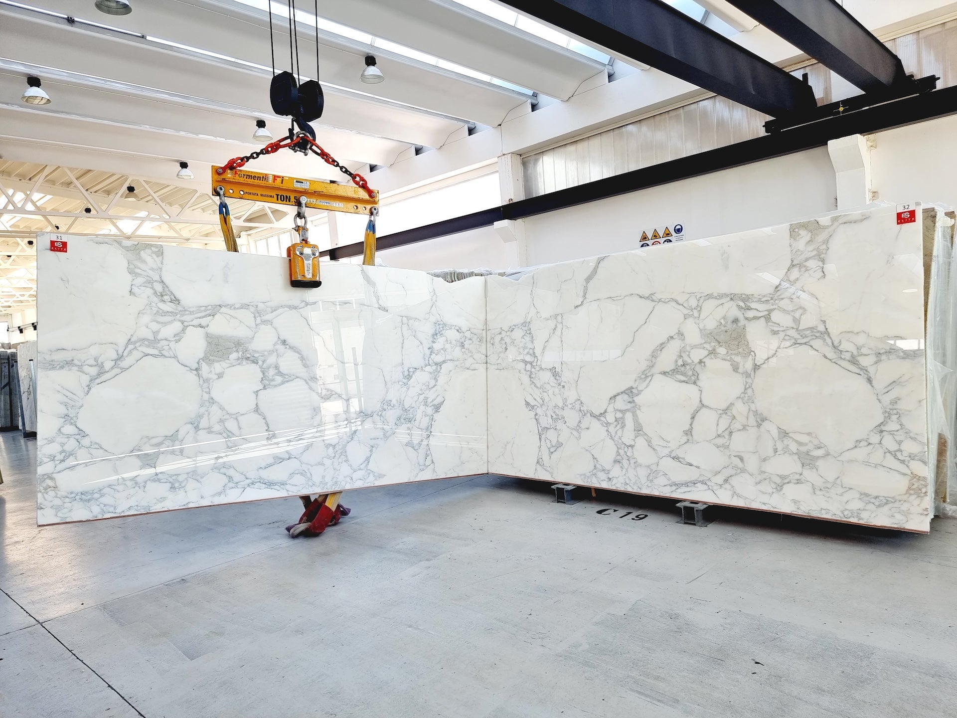 CALACATTA BORGHINI Marble Polished Slab