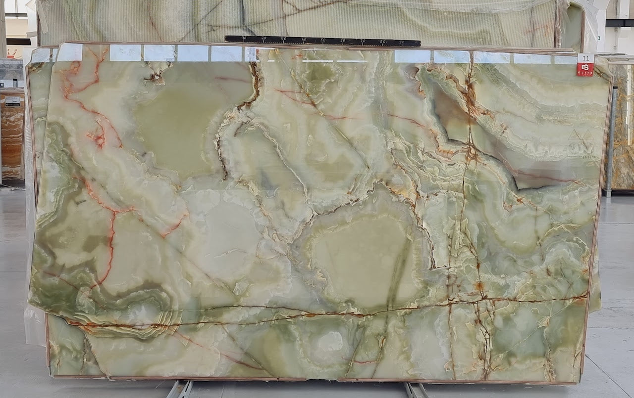 GREEN PUERTO Onyx Polished Slab
