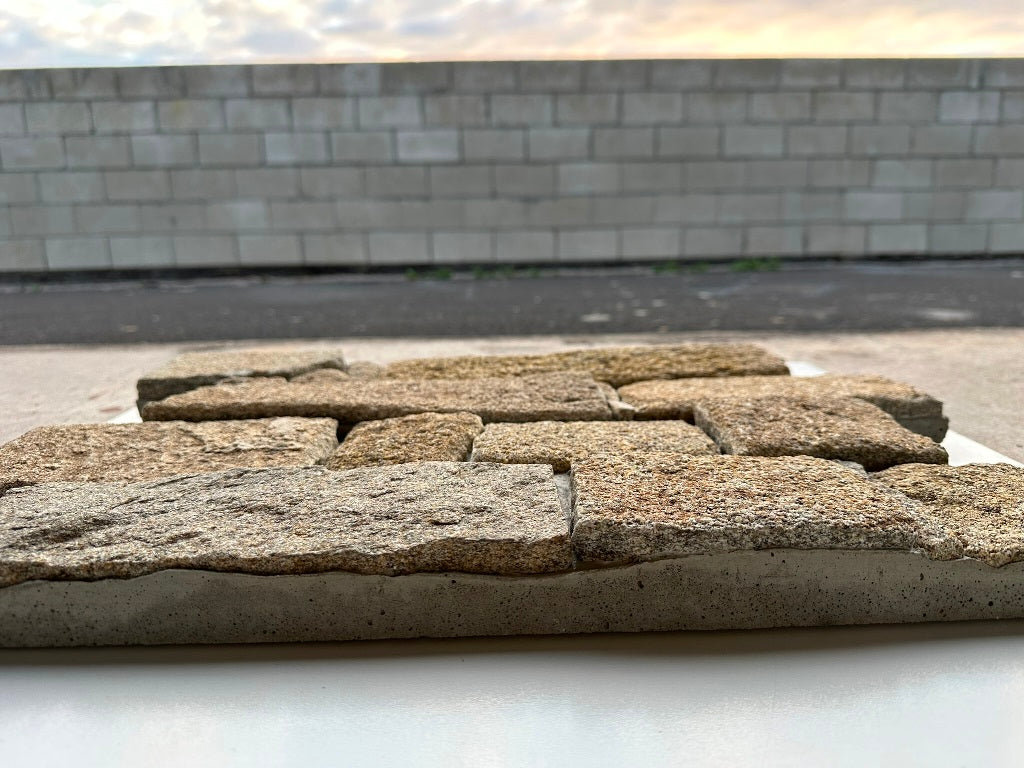 MOLEDO Granite Split-face irregular rectangles, glued on cement board, interlocking Wall Veneer