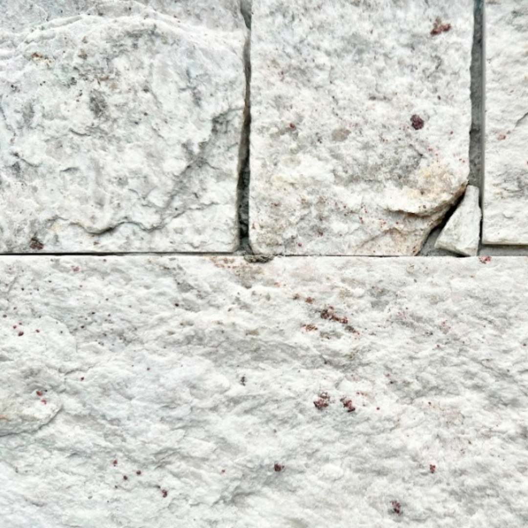 EROSION WHITE Granite Split-face irregular rectangles, glued on cement board, interlocking Wall Veneer