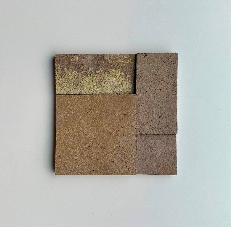 NAVARO VULCANO Basalt Split-face rectangles & squares, stacked glued Wall Veneer