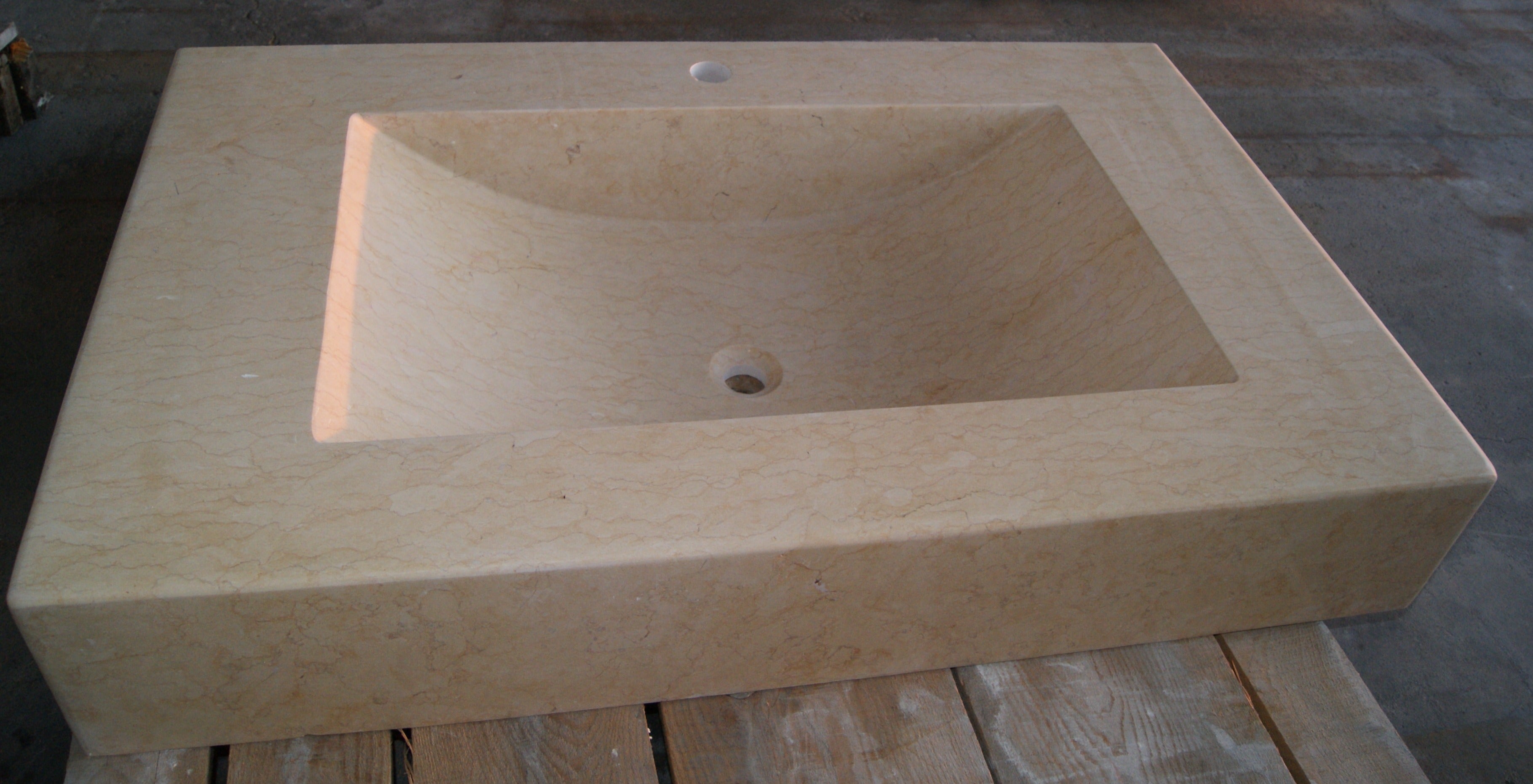 GALALA GOLD Marble Polished, Straight & Bowl Sink