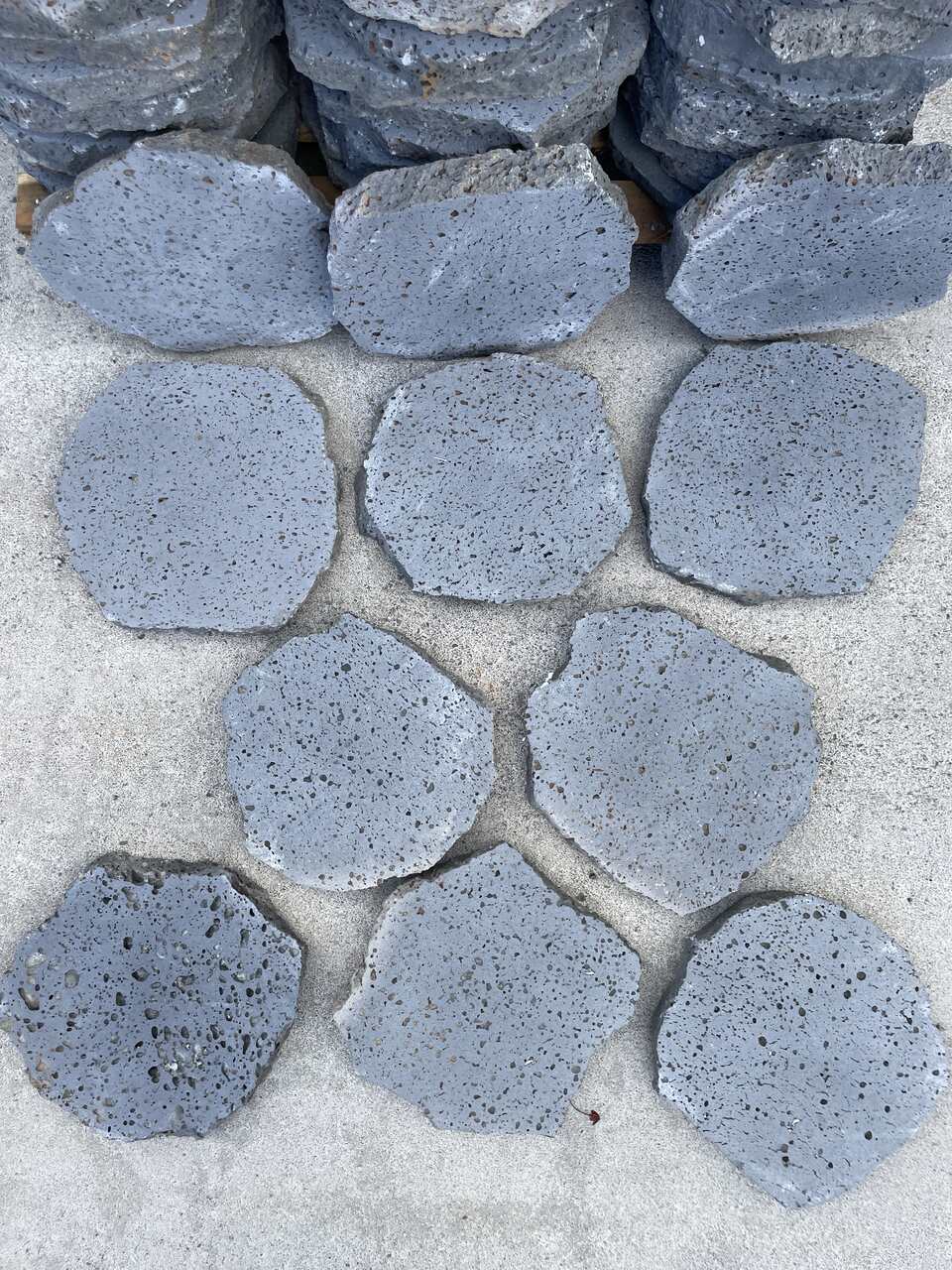 PUKA LAVA GREY - ROUND RANDOM, Basalt Brushed - 12" & up x 1.5" Paver & Flagstone