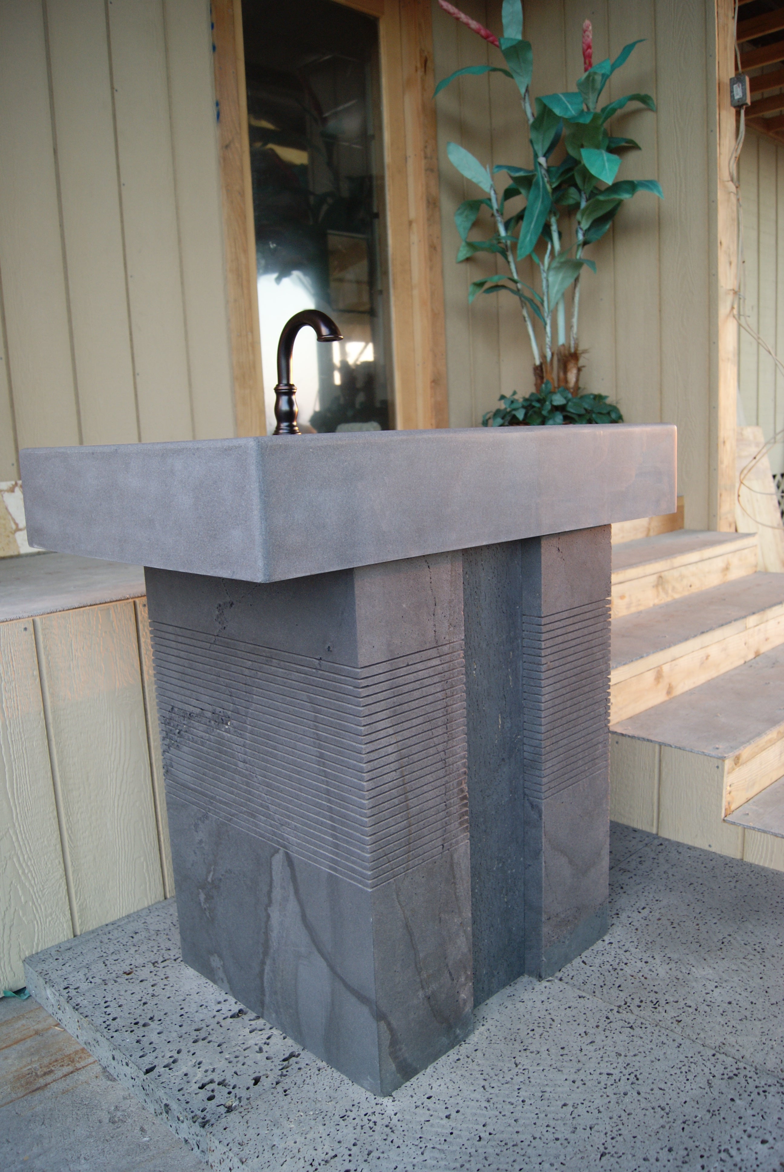 SOLID LAVA GREY Basalt Honed/Filled, Straight & Bowl Sink