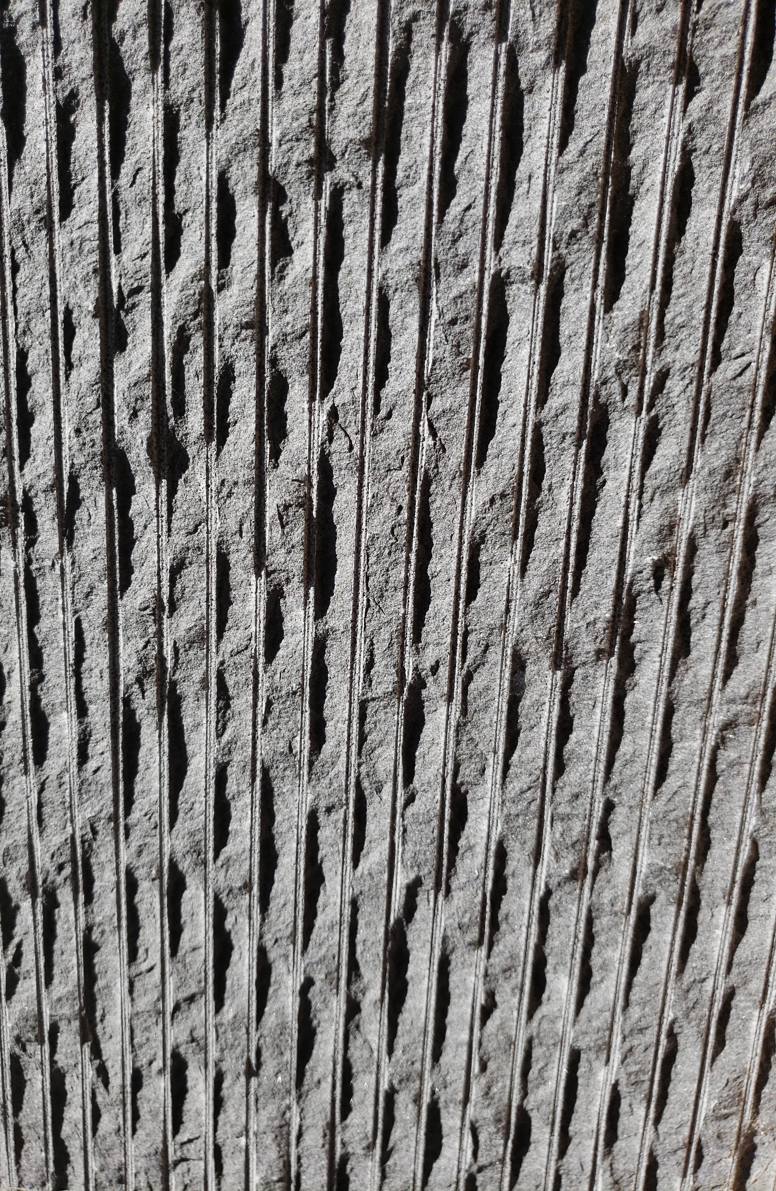 SOLID LAVA GREY Rustic Stripe Wall Veneer