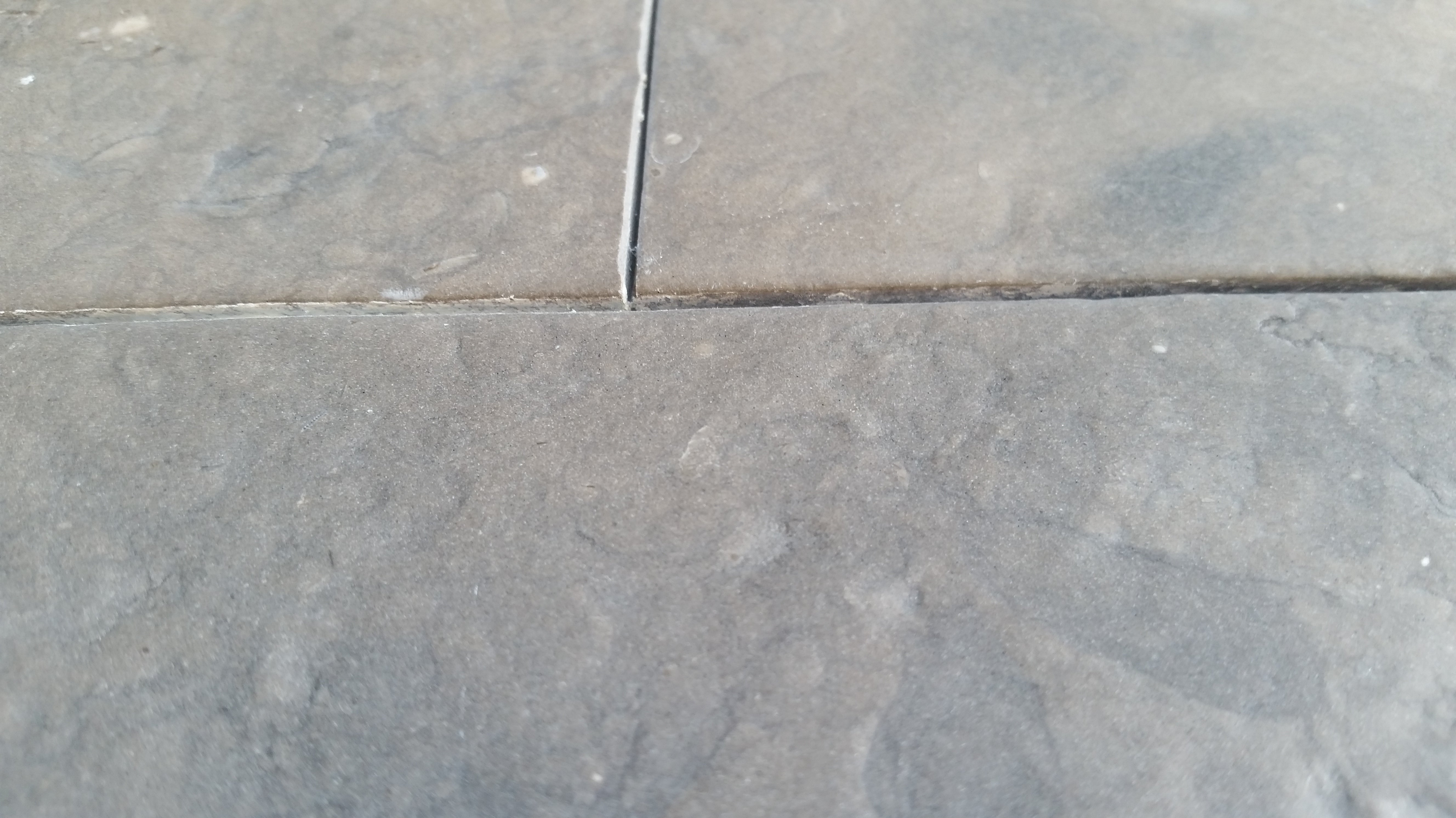 AZUL CASCAIS Limestone Brushed Tile