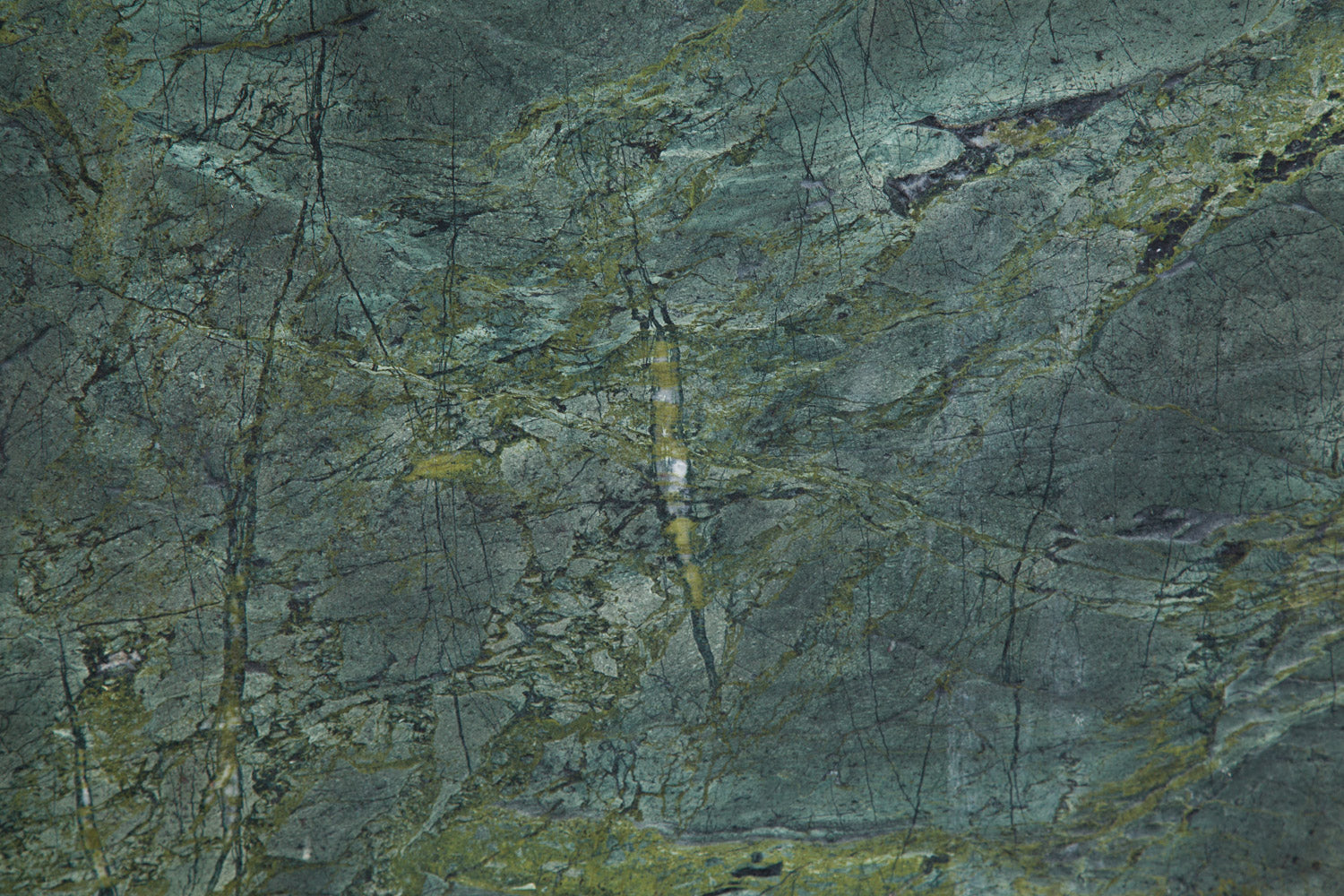 GREEN PEACE Quartzite Leather Slab