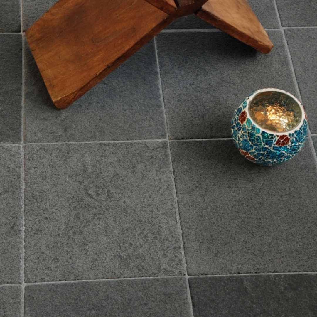 LIME BLACK Limestone Textured Tile