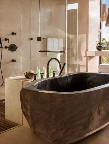 TIGRIS Basalt Honed/Filled interior & Natural exterior Bathtub