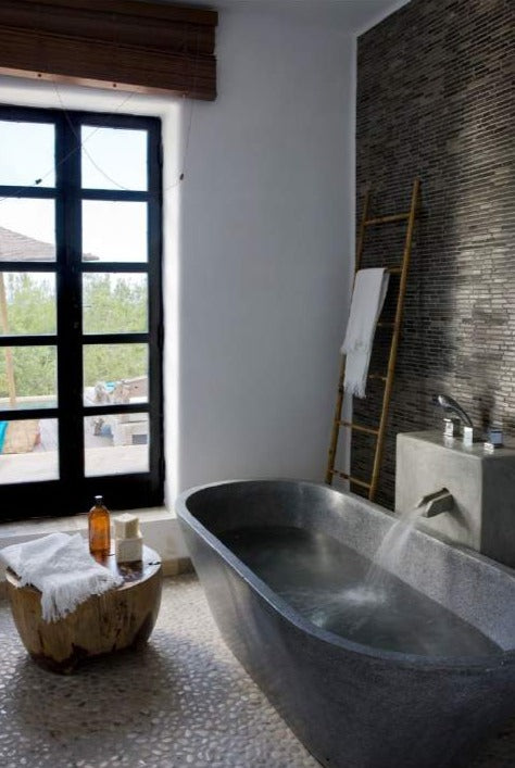 BLACK Basalt Honed/Filled Oval Bathtub