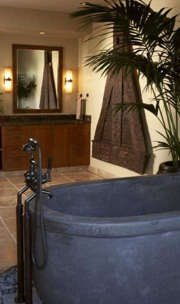 MAUNA KEA Basalt Honed/Filled Oval Bathtub