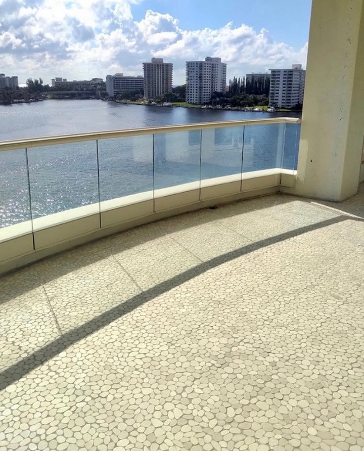 mosaic-marble-beige-marble-cobbles-0047-hawaii-stone-imports