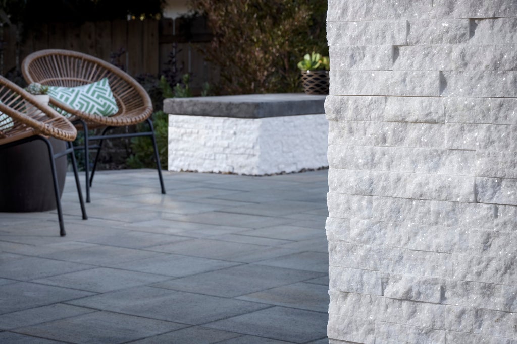 wall-veneer-marble-frost-white-ledger-panel-0047-hawaii-stone-imports