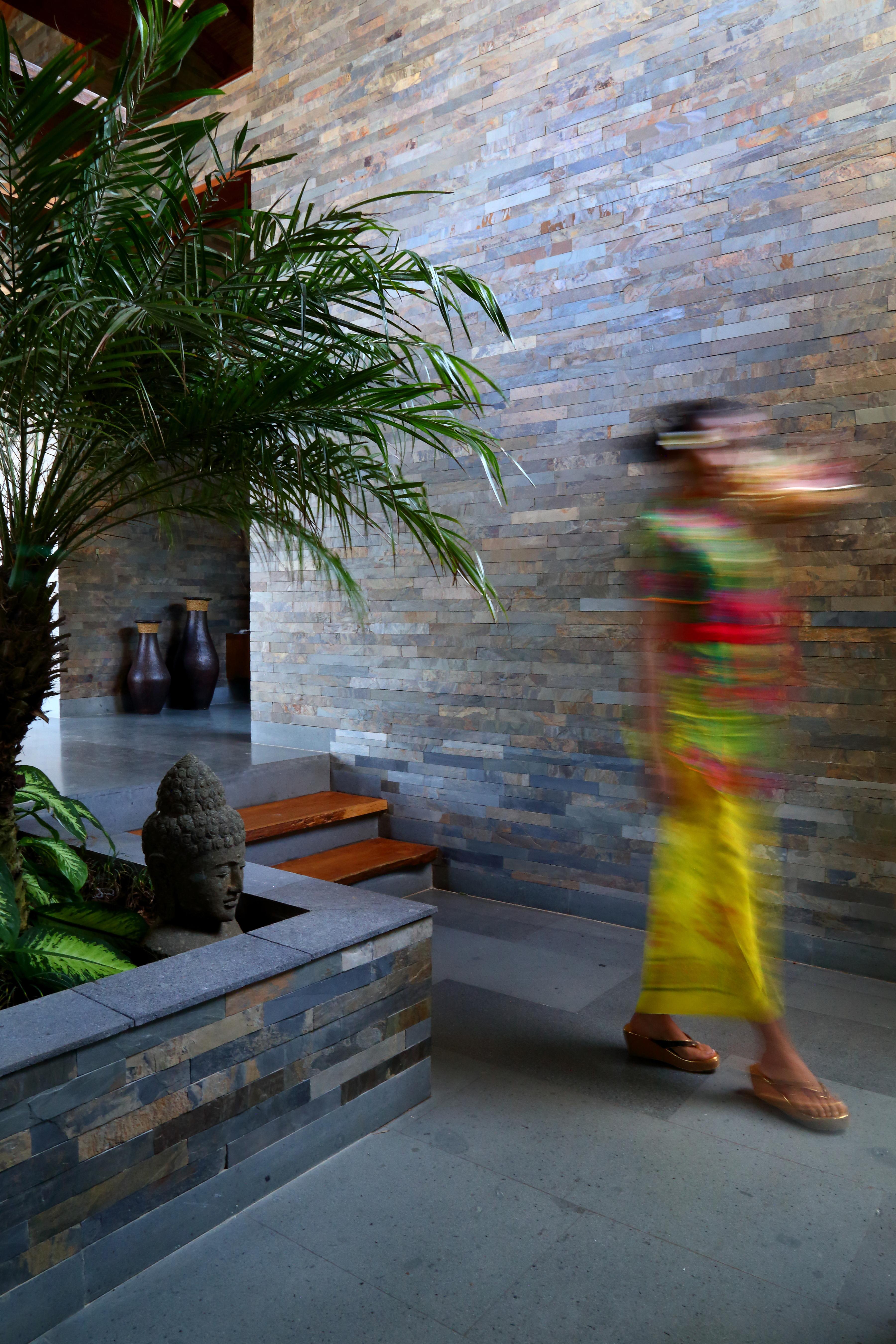 cladding-slate-golden-slate-strip-0047-hawaii-stone-imports