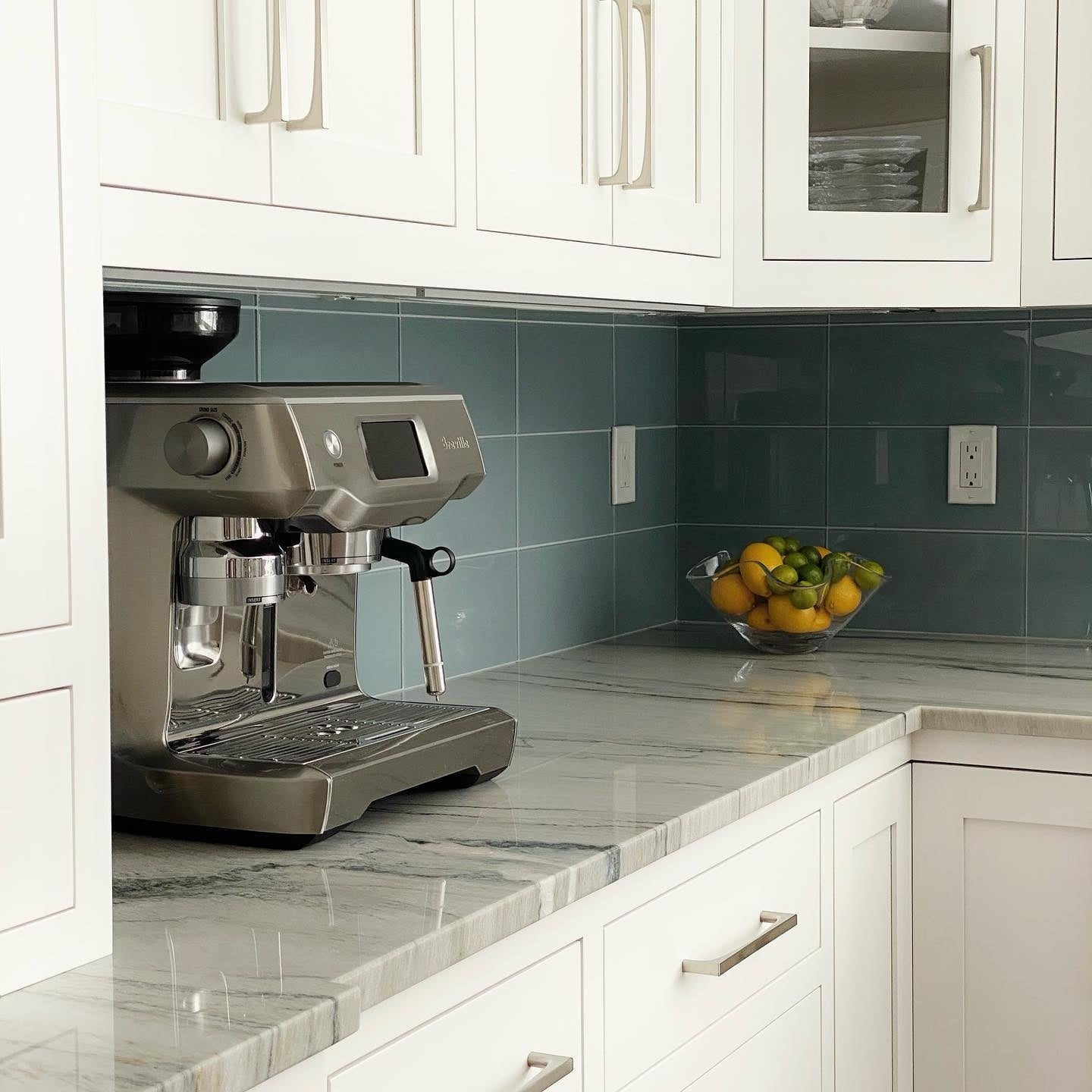 tile-field-glass-stratos-essentials-0047-hawaii-stone-imports