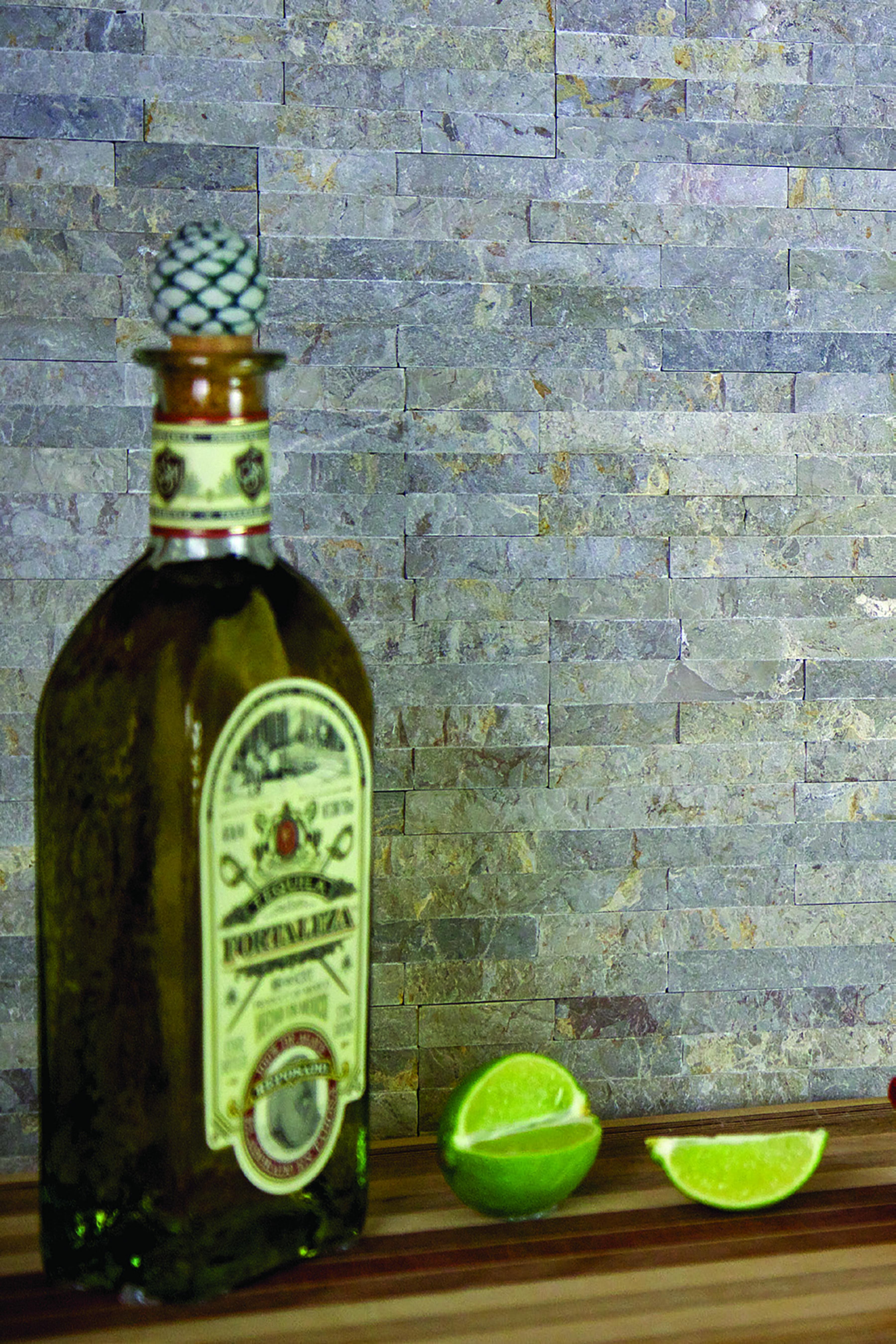 wall-veneer-marble-volcano-grey-mini-split-panel-0047-hawaii-stone-imports