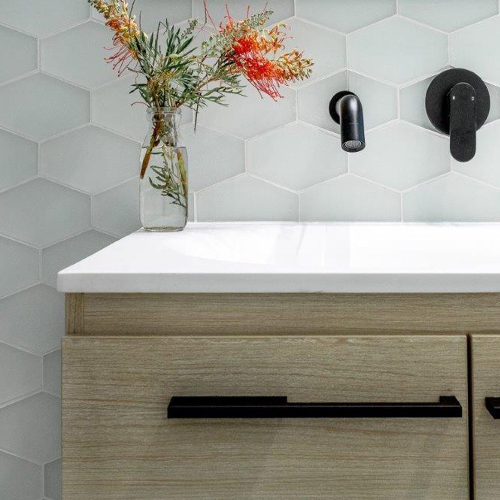 mosaic-glass-pure-silk-essentials-elongated-hex-0047-hawaii-stone-imports