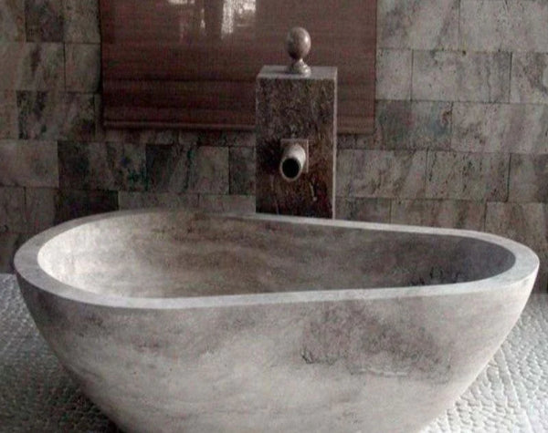 bathtub-travertine-silver-stone
