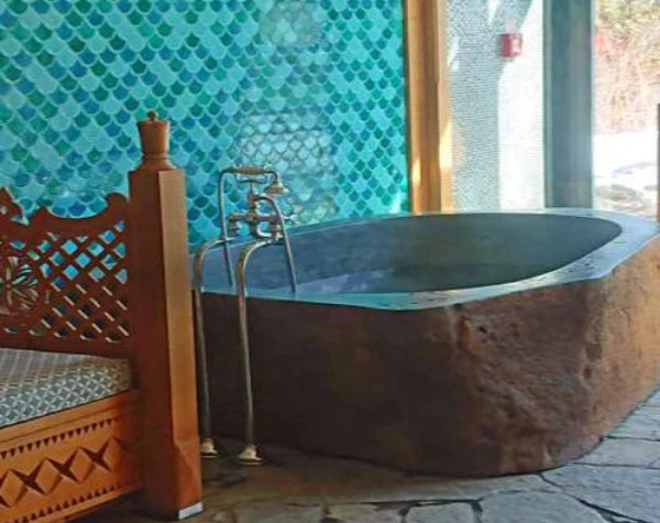 MAUI River Stone Honed/Filled interior & Natural exterior Bathtub