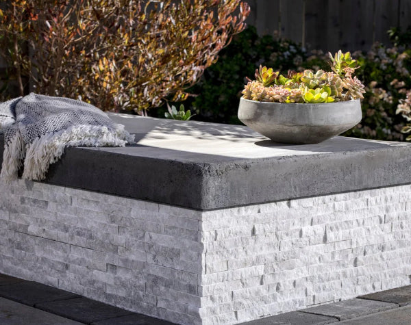 cladding-marble-hazy-grey-ledger-corner-stone