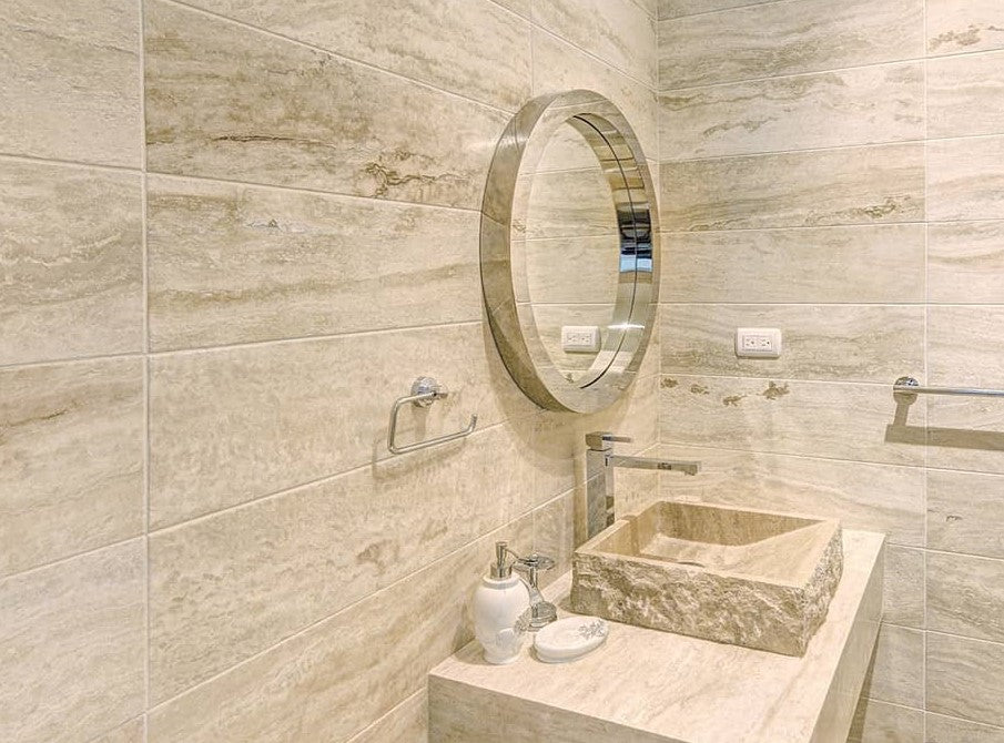 slab-travertine-light-travertine-stone-0026-hawaii-stone-imports