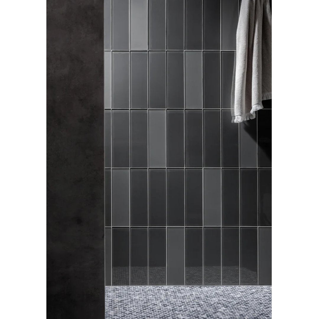 tile-glass-graphite-essentials-12x3.5-0047-hawaii-stone-imports