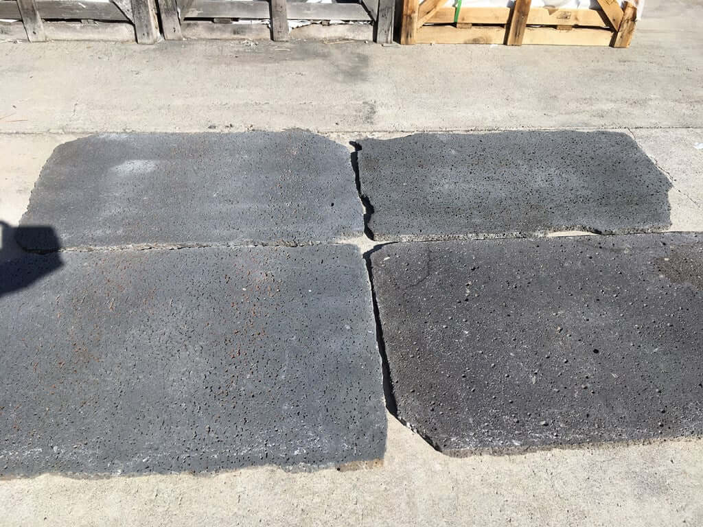 PUKA LAVA GREY - RECTANGLE RANDOM, Basalt Brushed 