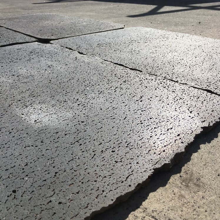 PUKA LAVA GREY - RECTANGLE RANDOM, Basalt Brushed 