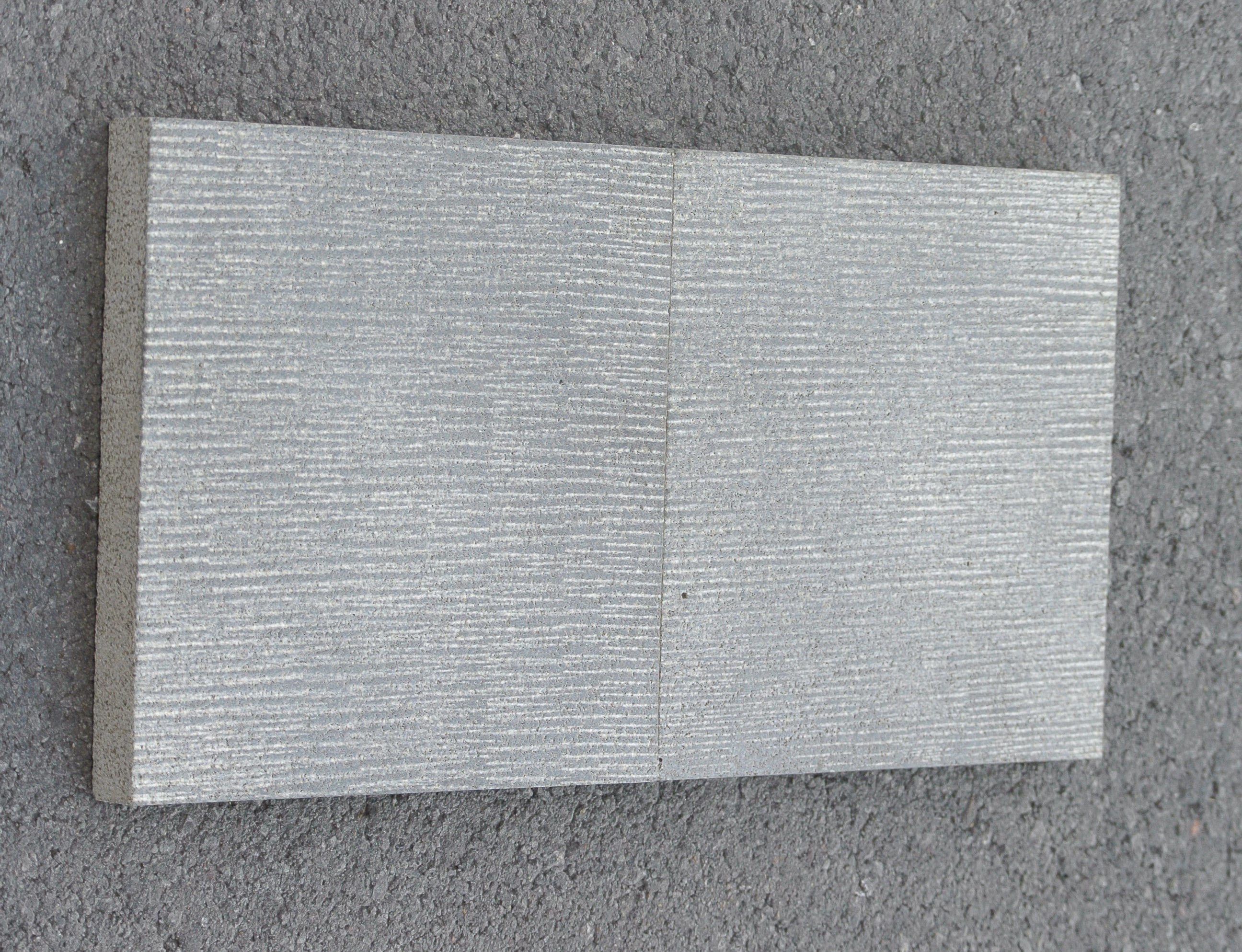SOLID LAVA GREY Line-Chiseled-Brushed Wall Veneer
