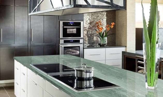 ACQUA Quartzite Polished Slab
