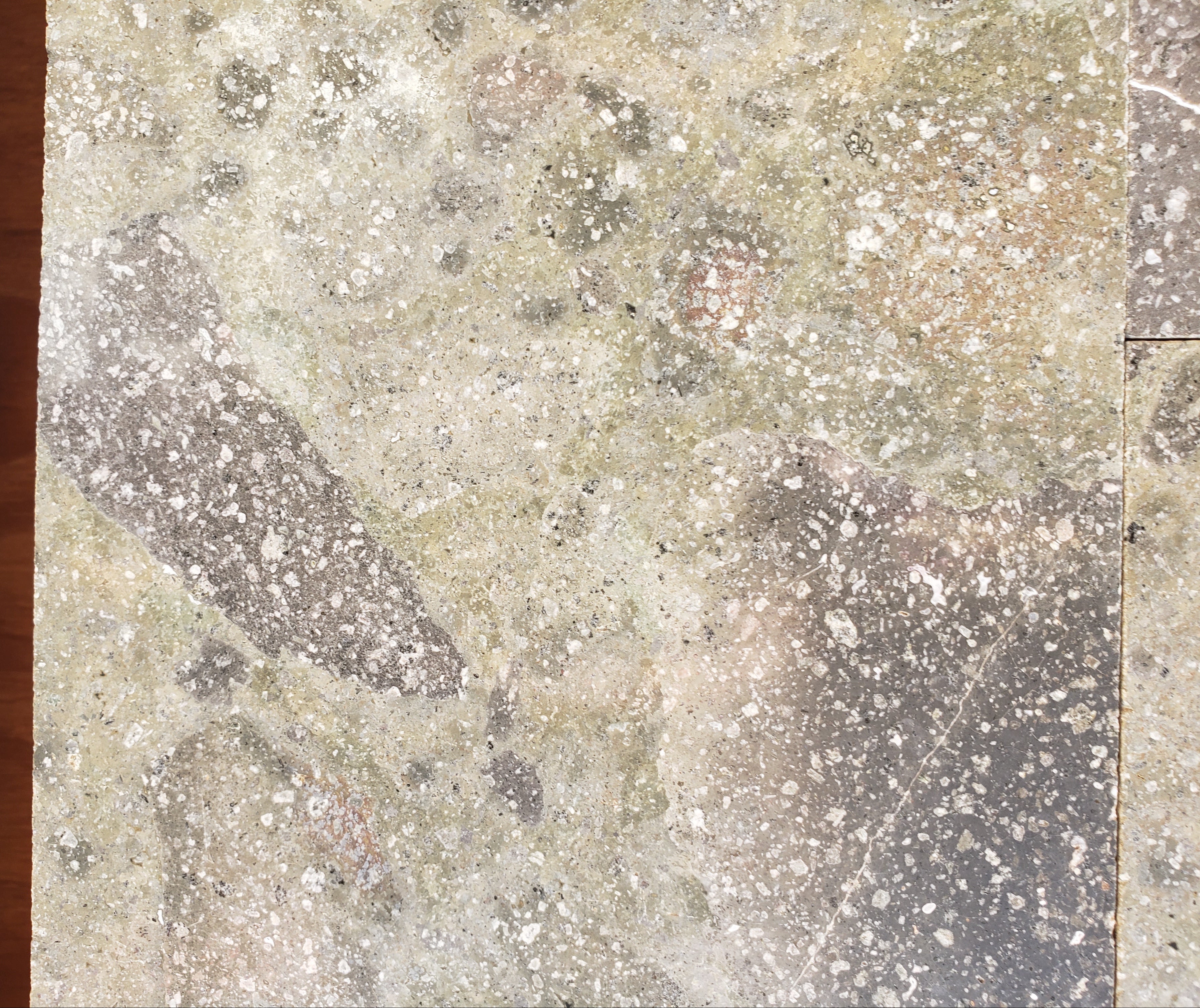 EVERGREEN Basalt Honed Wall Veneer