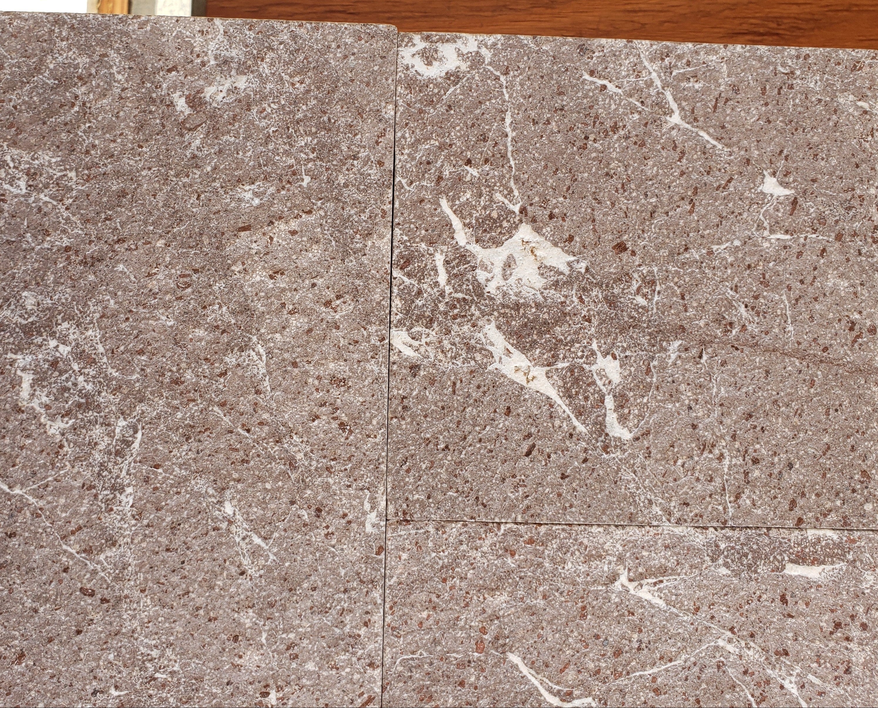 TROPICAL RED Basalt Flamed/Brushed Wall Veneer
