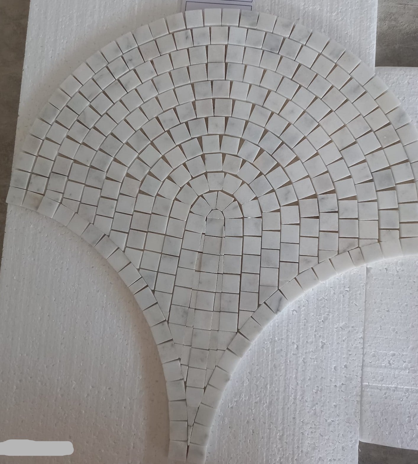 BIANCO WHITE Fan Polished Mosaic
