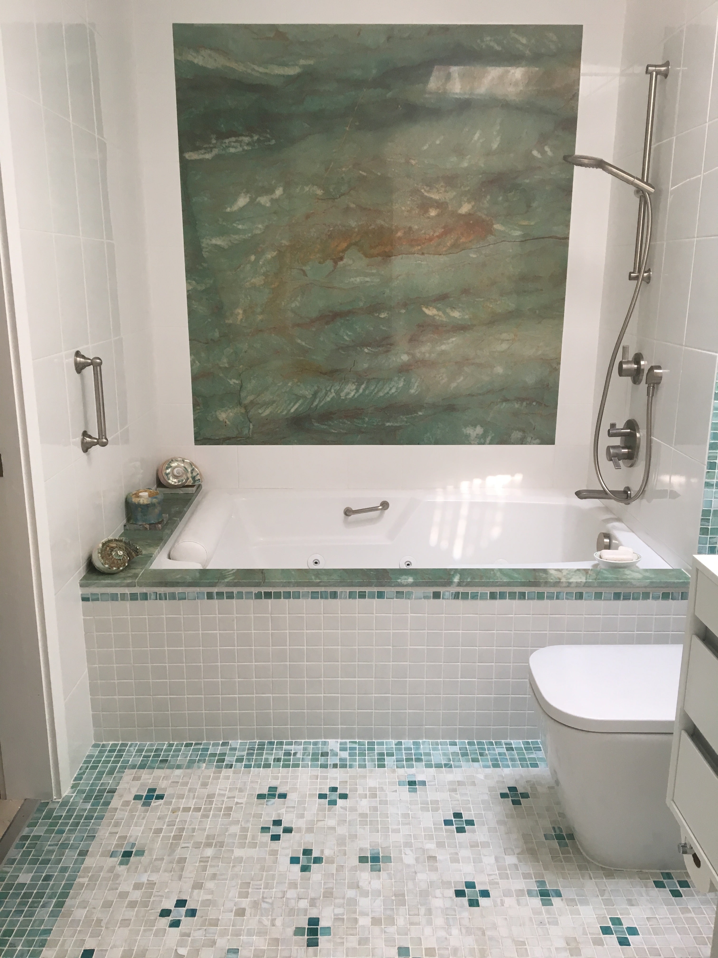SAUIPE Quartzite Polished Slab