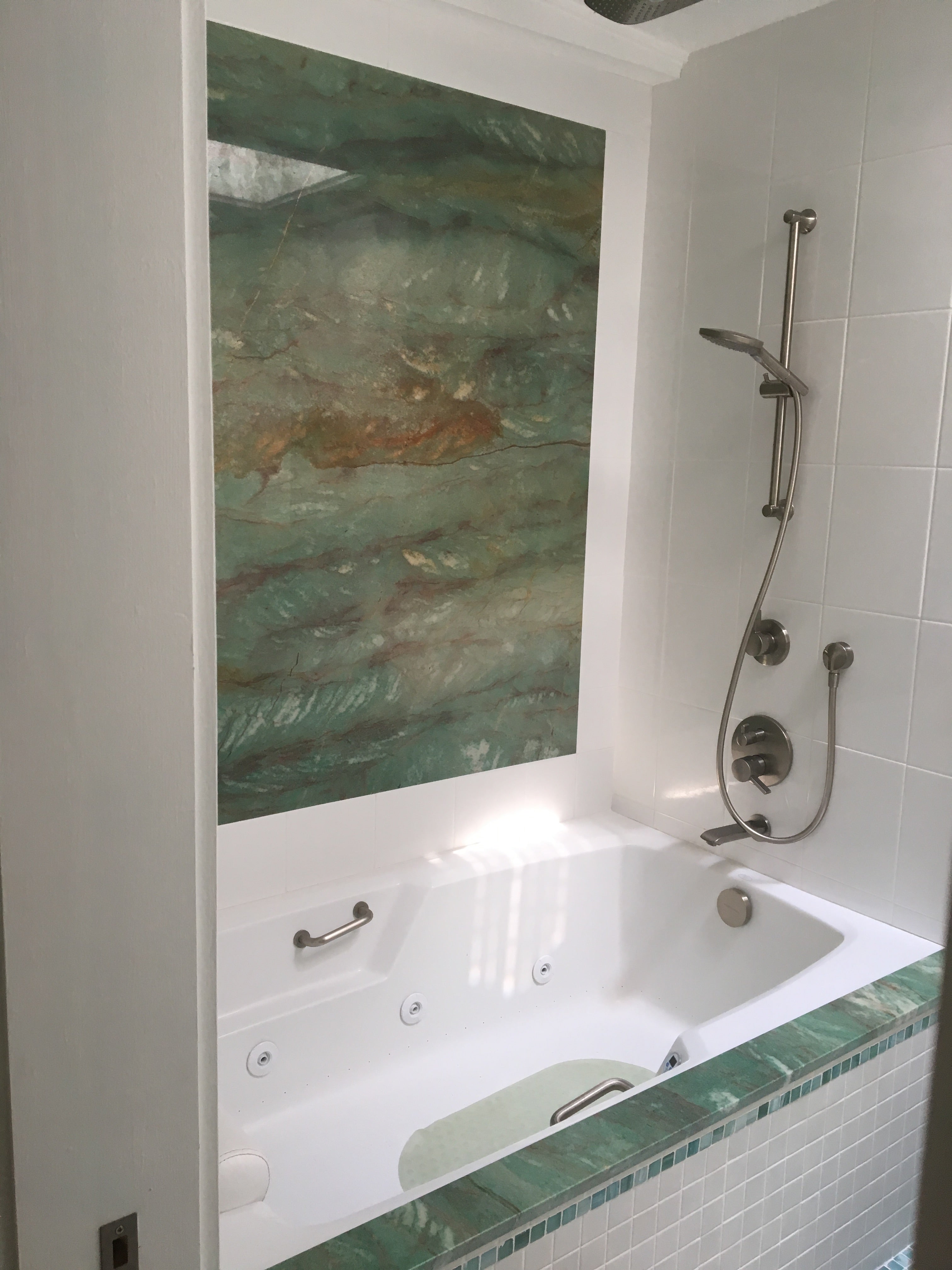 SAUIPE Quartzite Polished Slab