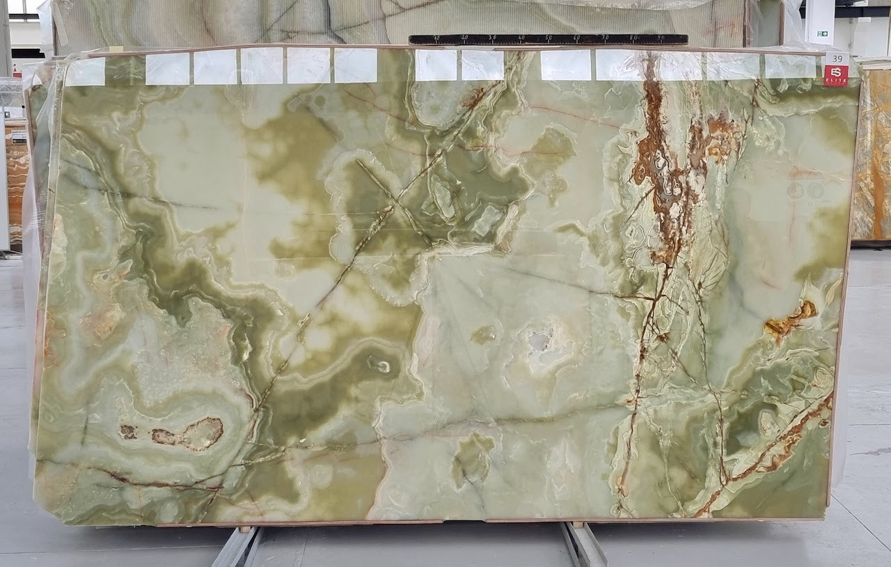 GREEN PUERTO Onyx Polished Slab
