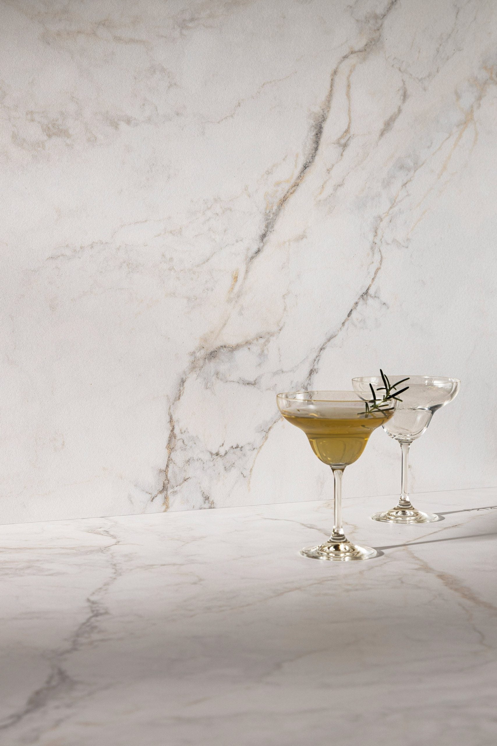 APUANO ORO Porcelain Tile