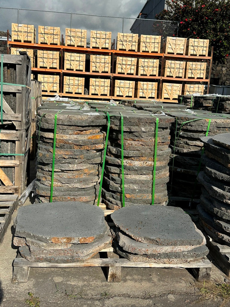 PUKA LAVA GREY - ROUND RANDOM, Basalt Brushed - 24" diameter & up x 1.5" thick Paver