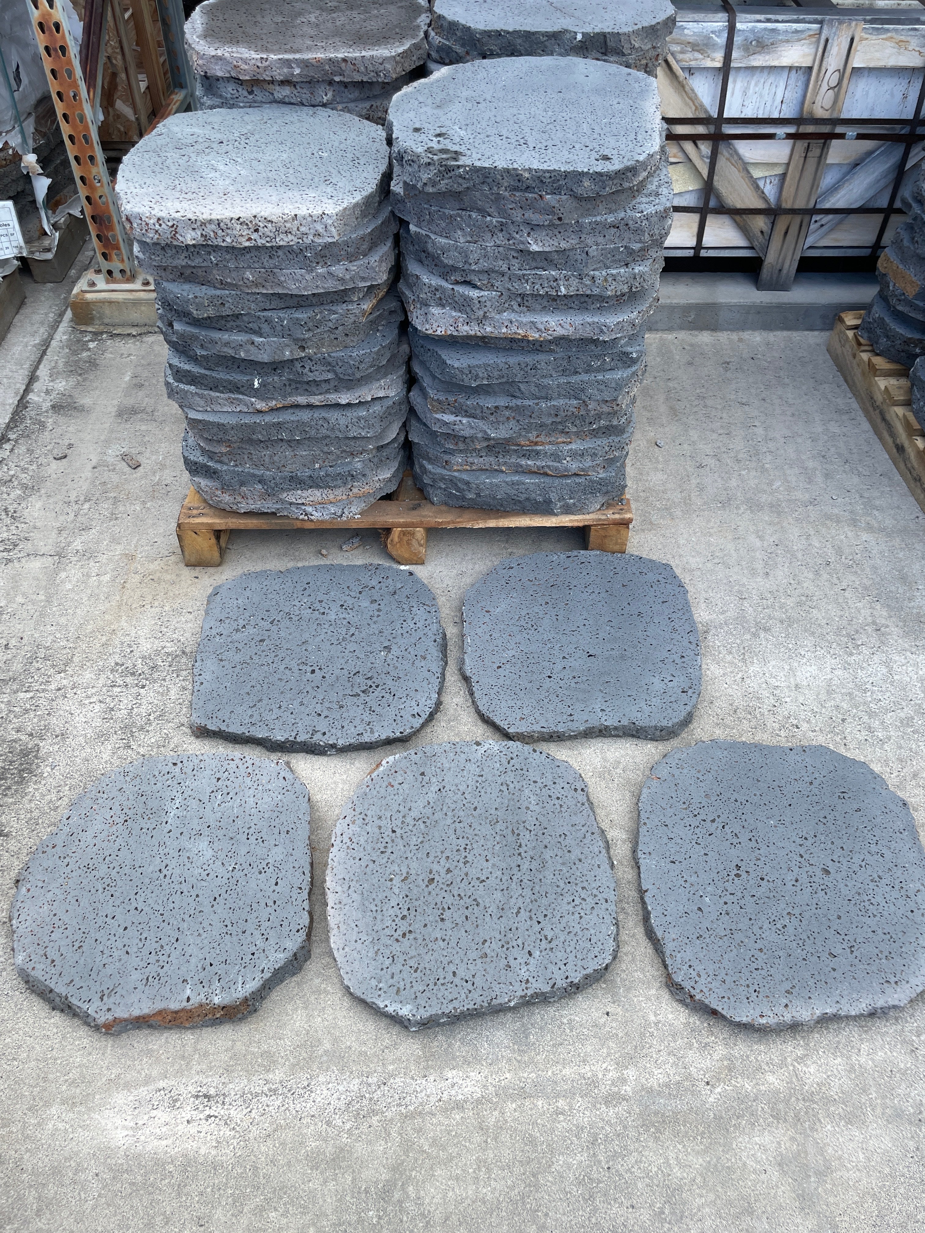 PUKA LAVA GREY - ROUND RANDOM, Basalt Brushed - 18" & up x 1.5" Paver & Flagstone