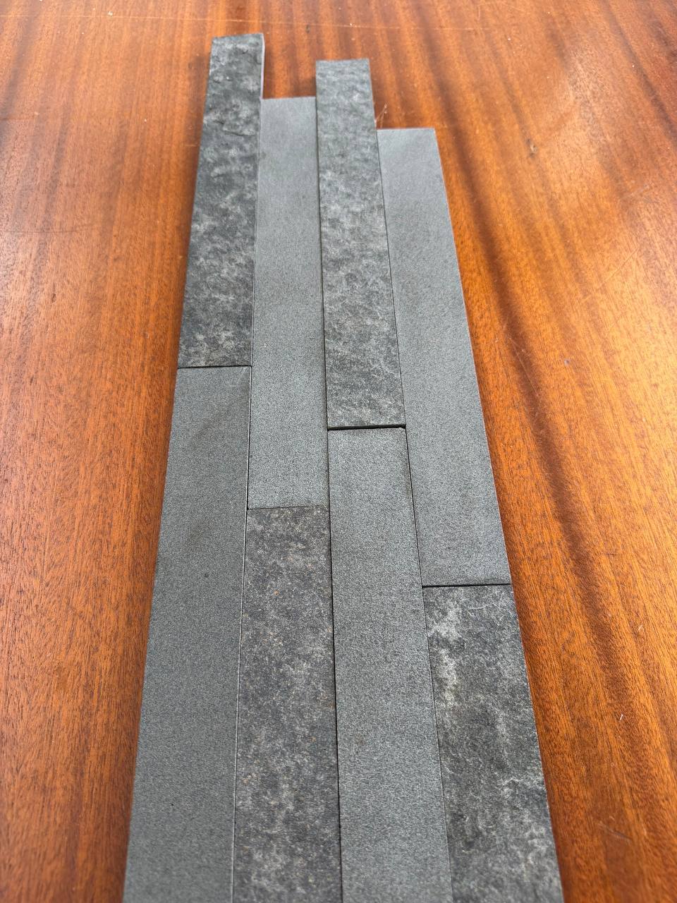 SOLID LAVA GREY Strip Brushed & Flamed/Brushed Mix Ledger Wall Veneer