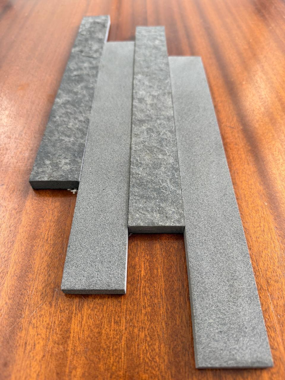 SOLID LAVA GREY Strip Brushed & Flamed/Brushed Mix Ledger Wall Veneer