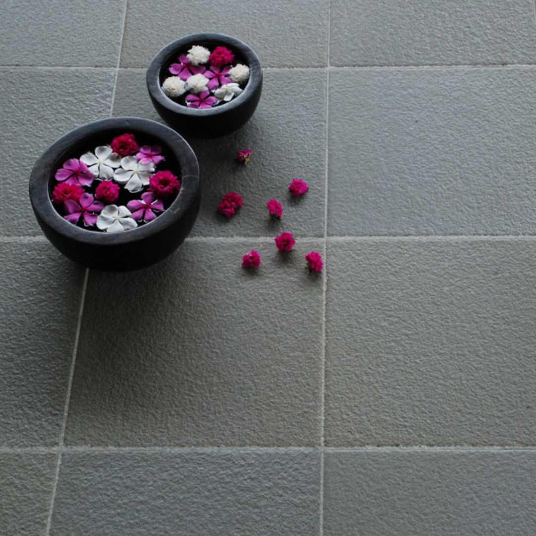 BAHAMAS GREY Sandstone Velvet Tile
