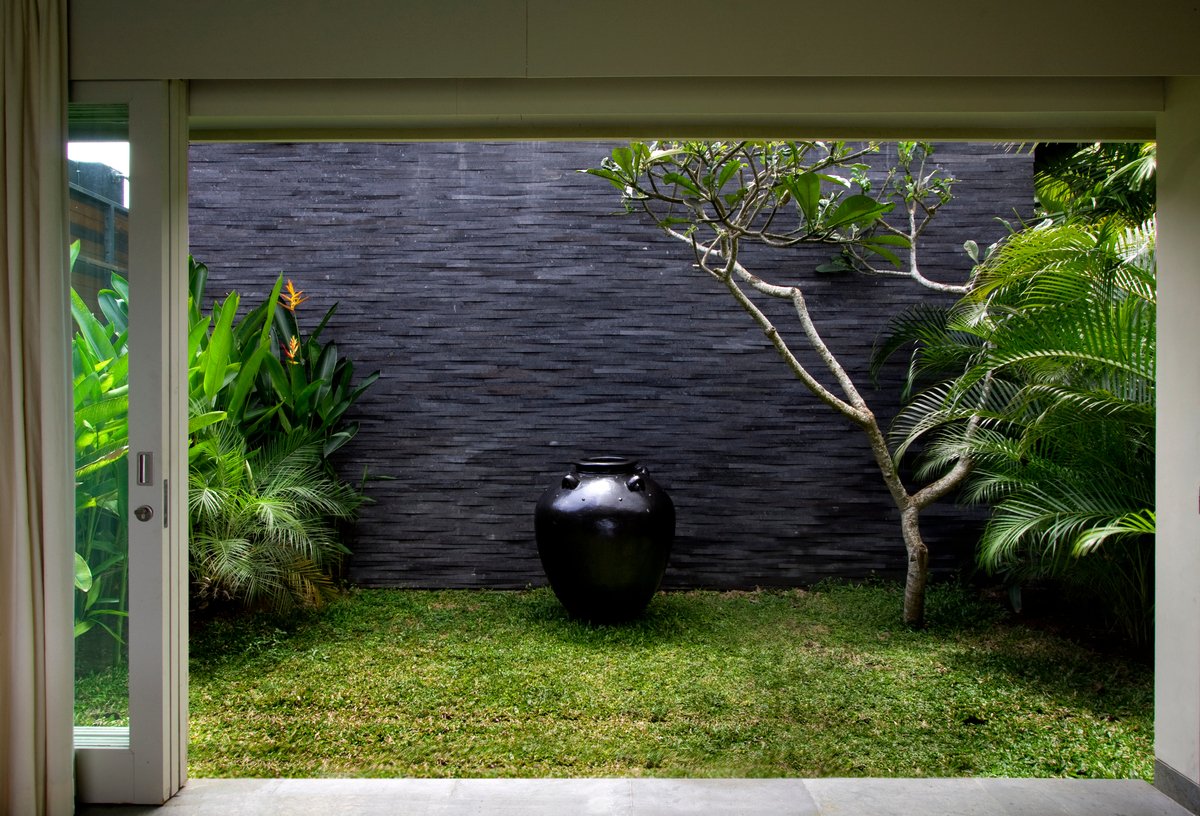 cladding-slate-sutra-black-rustic-0047-hawaii-stone-imports